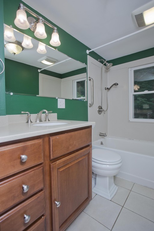 515 Maple Road Longmeadow, MA 01106 - Photo 18 of 22
