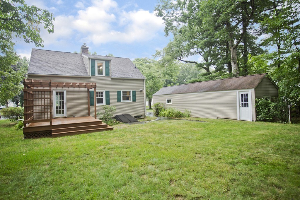515 Maple Road Longmeadow, MA 01106 - Photo 21 of 22