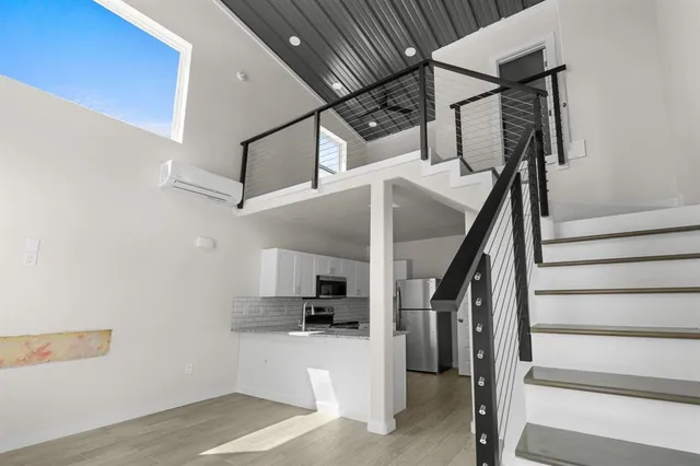 a view of entryway and hall