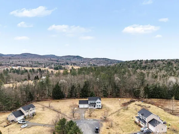 $535,000 | 27 Sawmill Lane, Westford, VT 05494