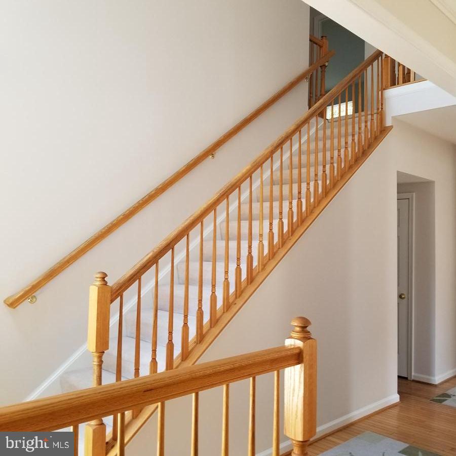 1704 Algonquin Road Frederick, MD 21701 - Photo 7 of 30