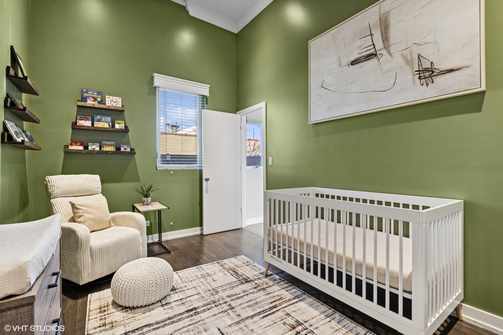 1625 West Barry Avenue, Unit 3 Chicago, IL 60657 - Photo 25 of 32