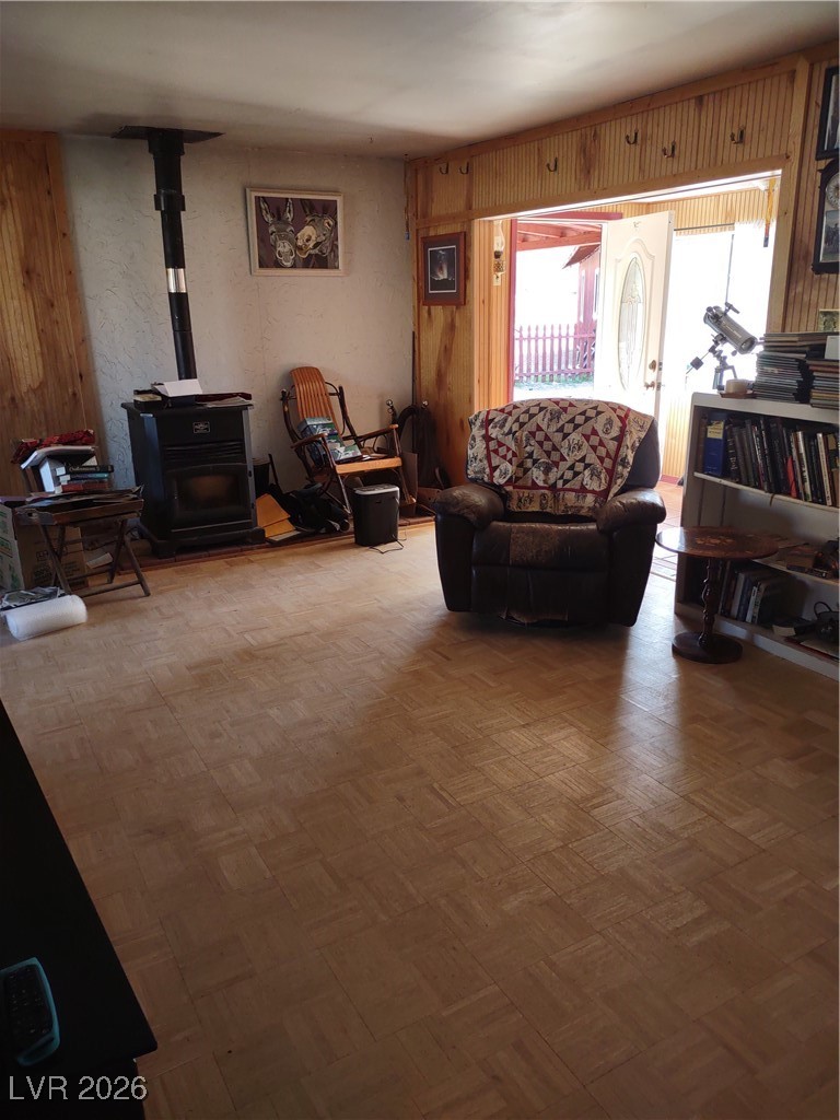 210 Cedar Street Beatty, NV 89003 - Photo 13 of 24 LOOKING TO FRONT DOOR