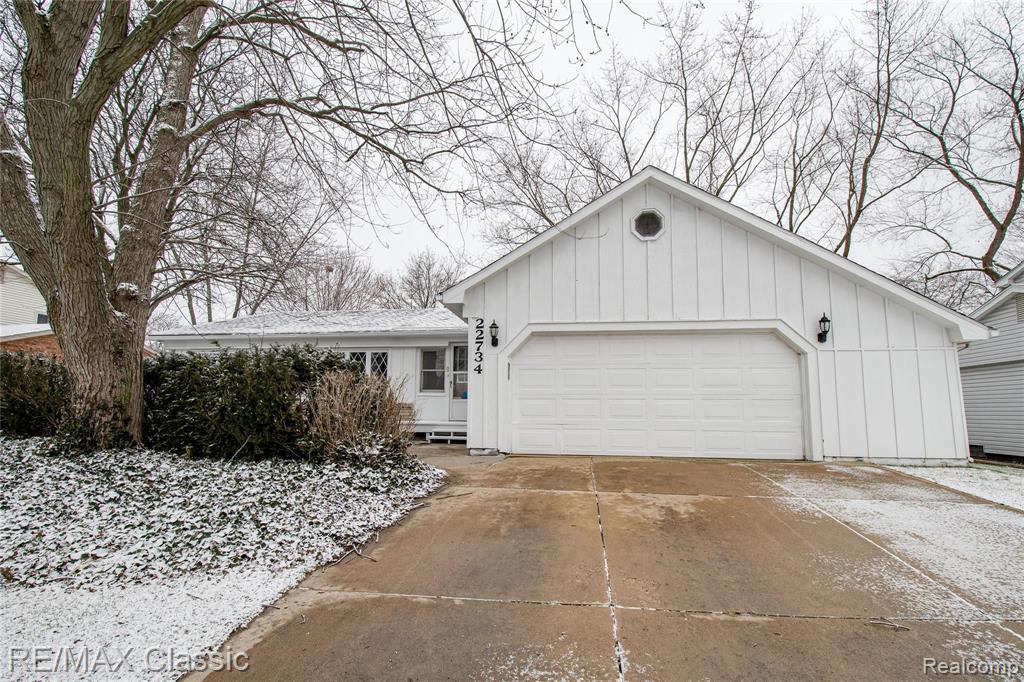 22734 Chestnut Tree Novi, MI 48375 - Photo 1 of 30