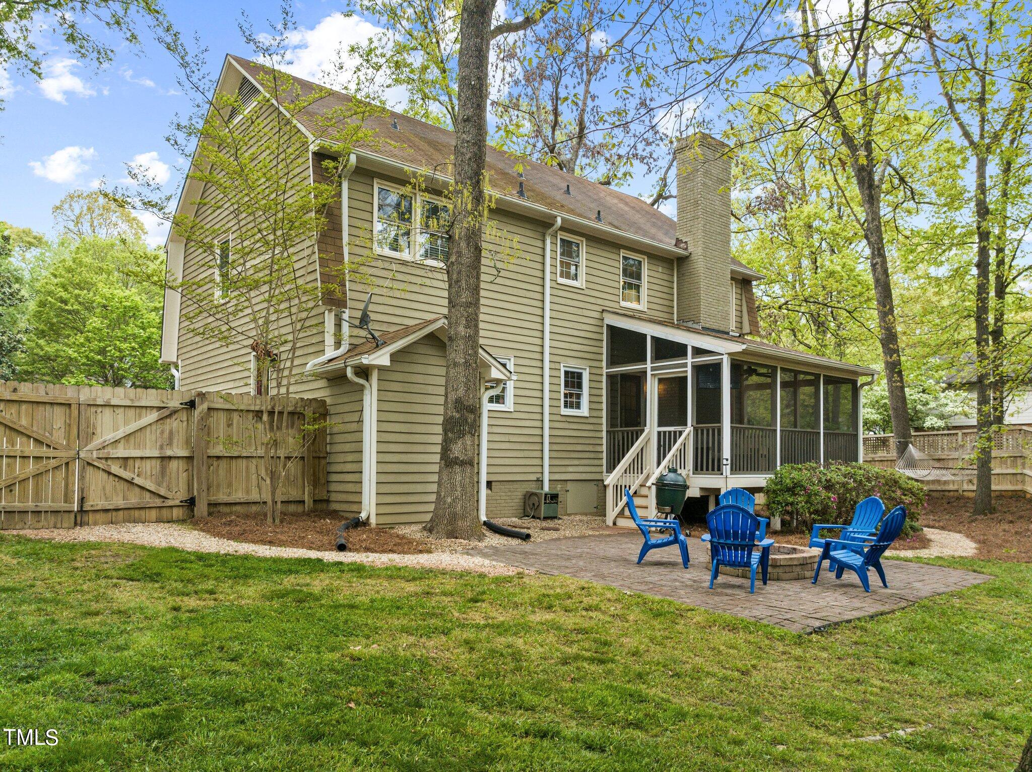 1401 Deboy Street Raleigh, NC 27606 - Photo 2 of 50 48-web-or-mls-DJI_0185