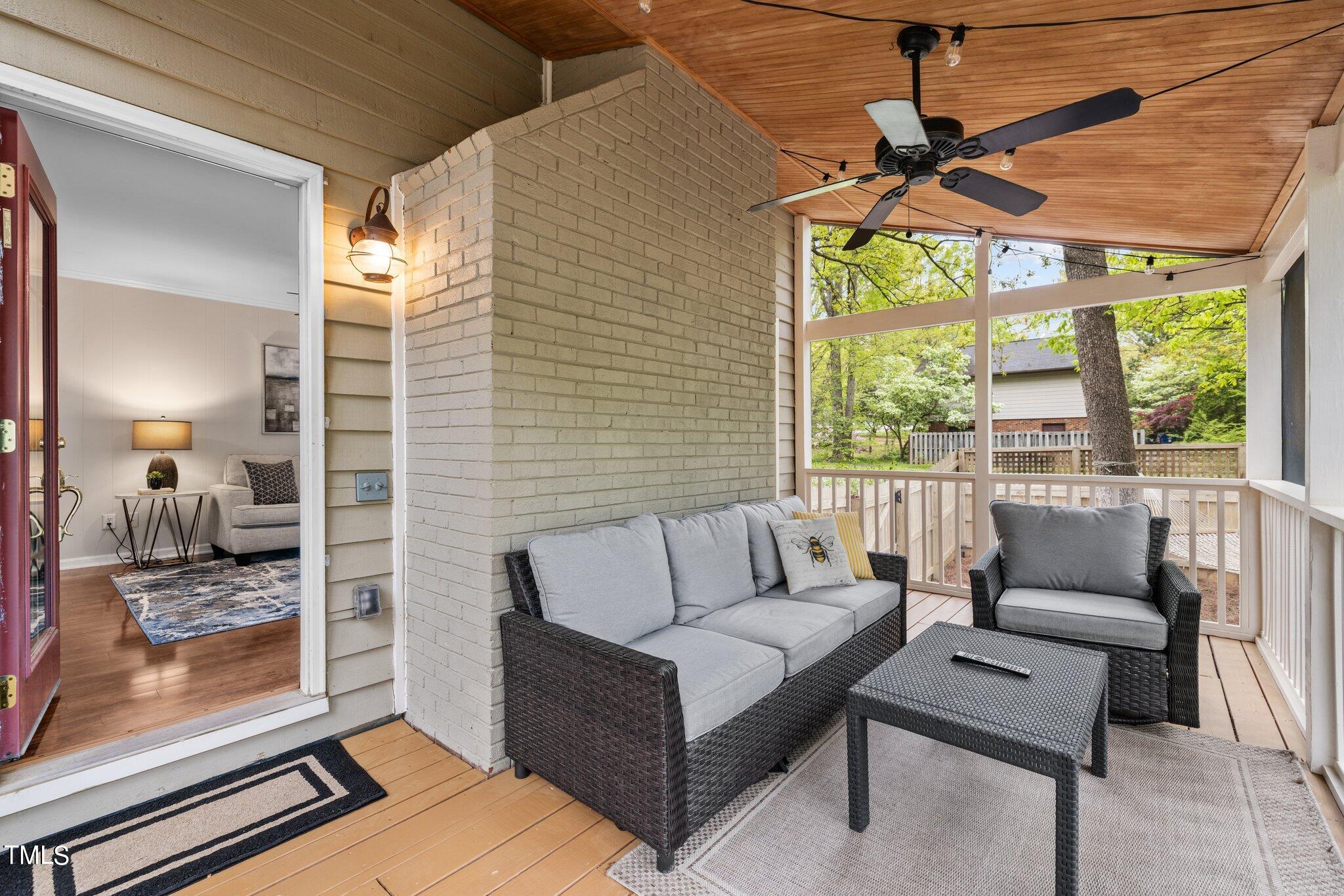 1401 Deboy Street Raleigh, NC 27606 - Photo 21 of 50 30-web-or-mls-5Z8A2616
