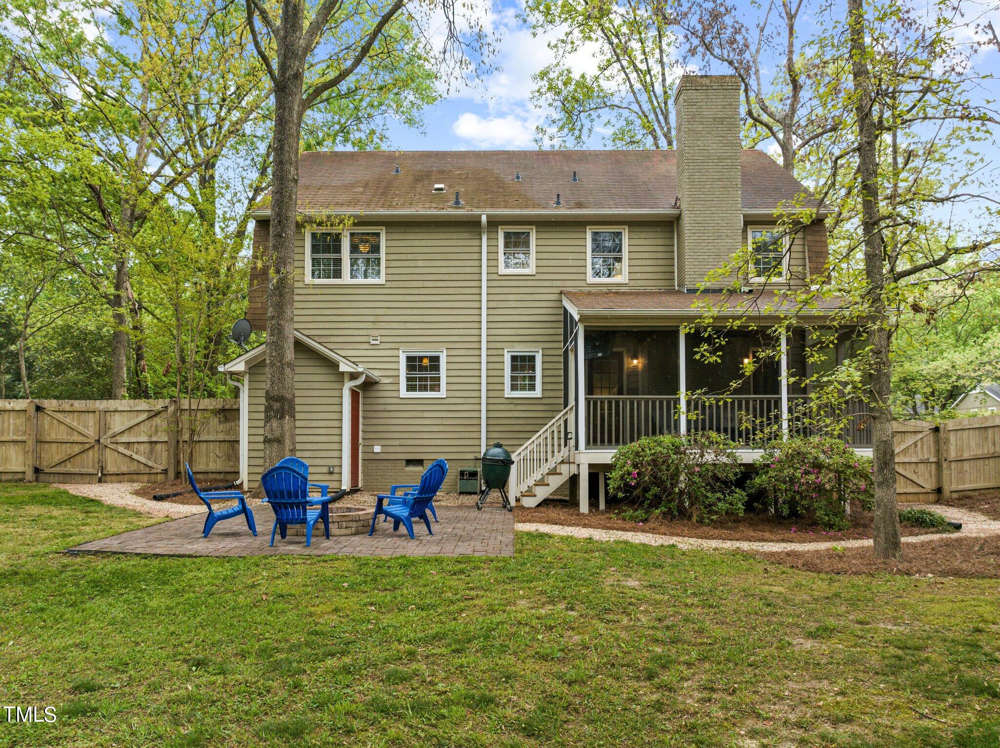 1401 Deboy Street Raleigh, NC 27606 - Photo 3 of 50 50-web-or-mls-DJI_0188