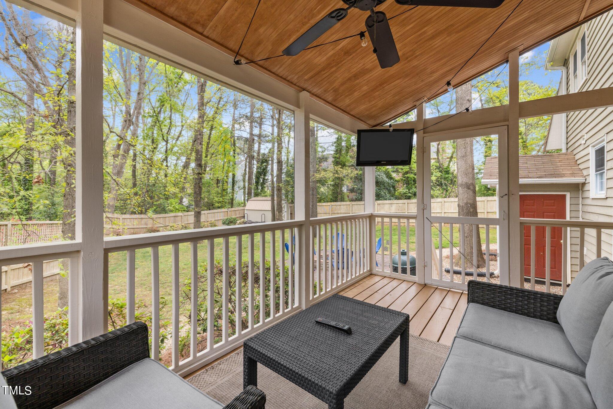 1401 Deboy Street Raleigh, NC 27606 - Photo 4 of 50 29-web-or-mls-5Z8A2613