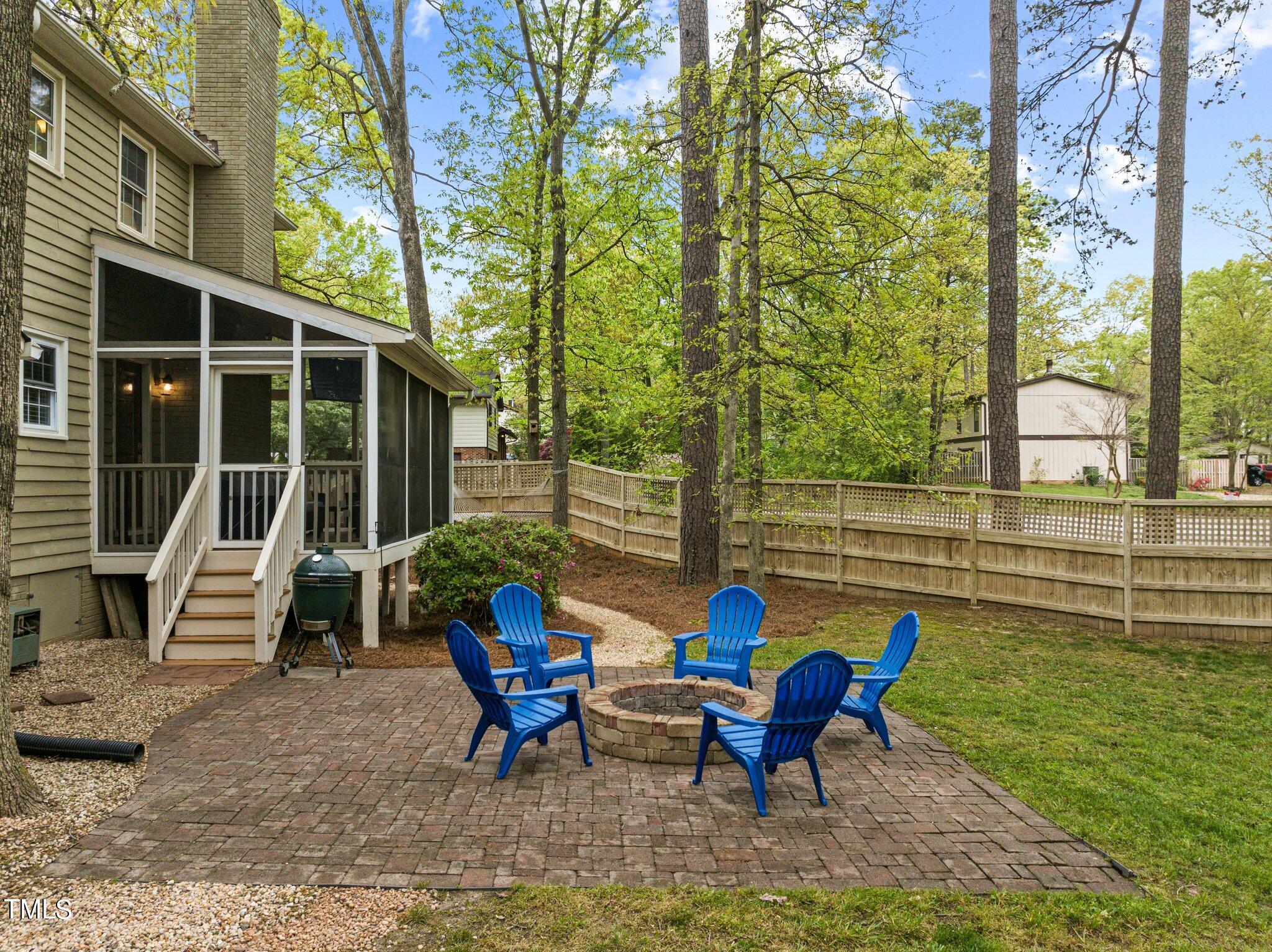 1401 Deboy Street Raleigh, NC 27606 - Photo 5 of 50 42-web-or-mls-DJI_0179