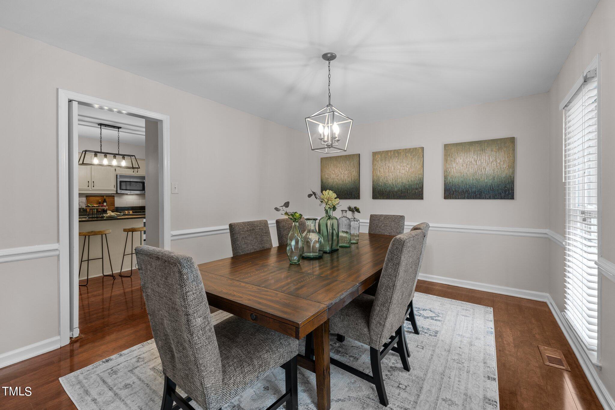 1401 Deboy Street Raleigh, NC 27606 - Photo 6 of 50 33-web-or-mls-5Z8A2627