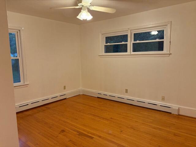 2356 West Riverside Drive Salem, VA 24153 - Photo 8 of 22 a view of an empty room with a window