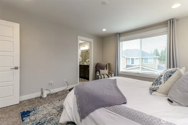 $729,900 | 12517 176th Street East, Puyallup, WA 98374