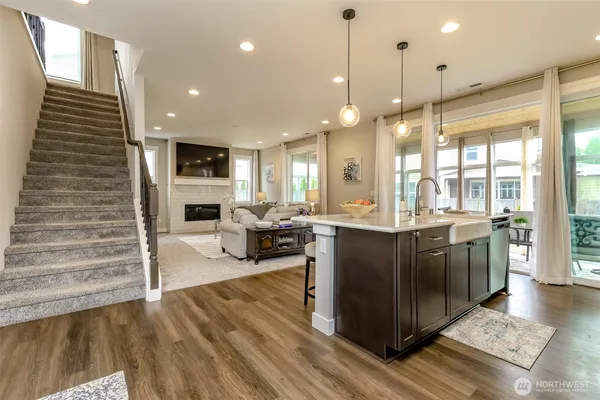 $729,900 | 12517 176th Street East, Puyallup, WA 98374