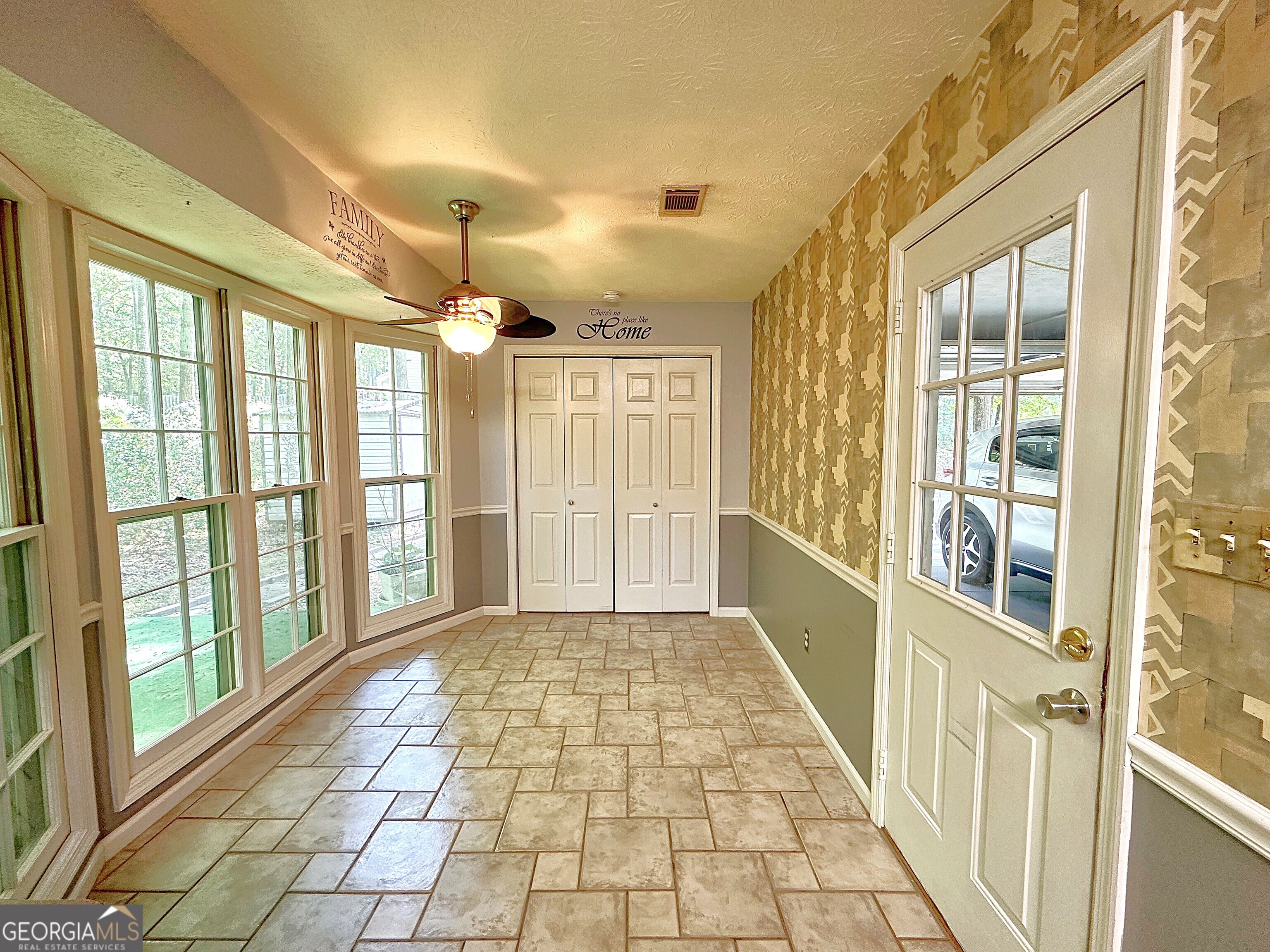 112 Greenbriar Trail LaGrange, GA 30241 - Photo 12 of 29 a view of a hallway with windows
