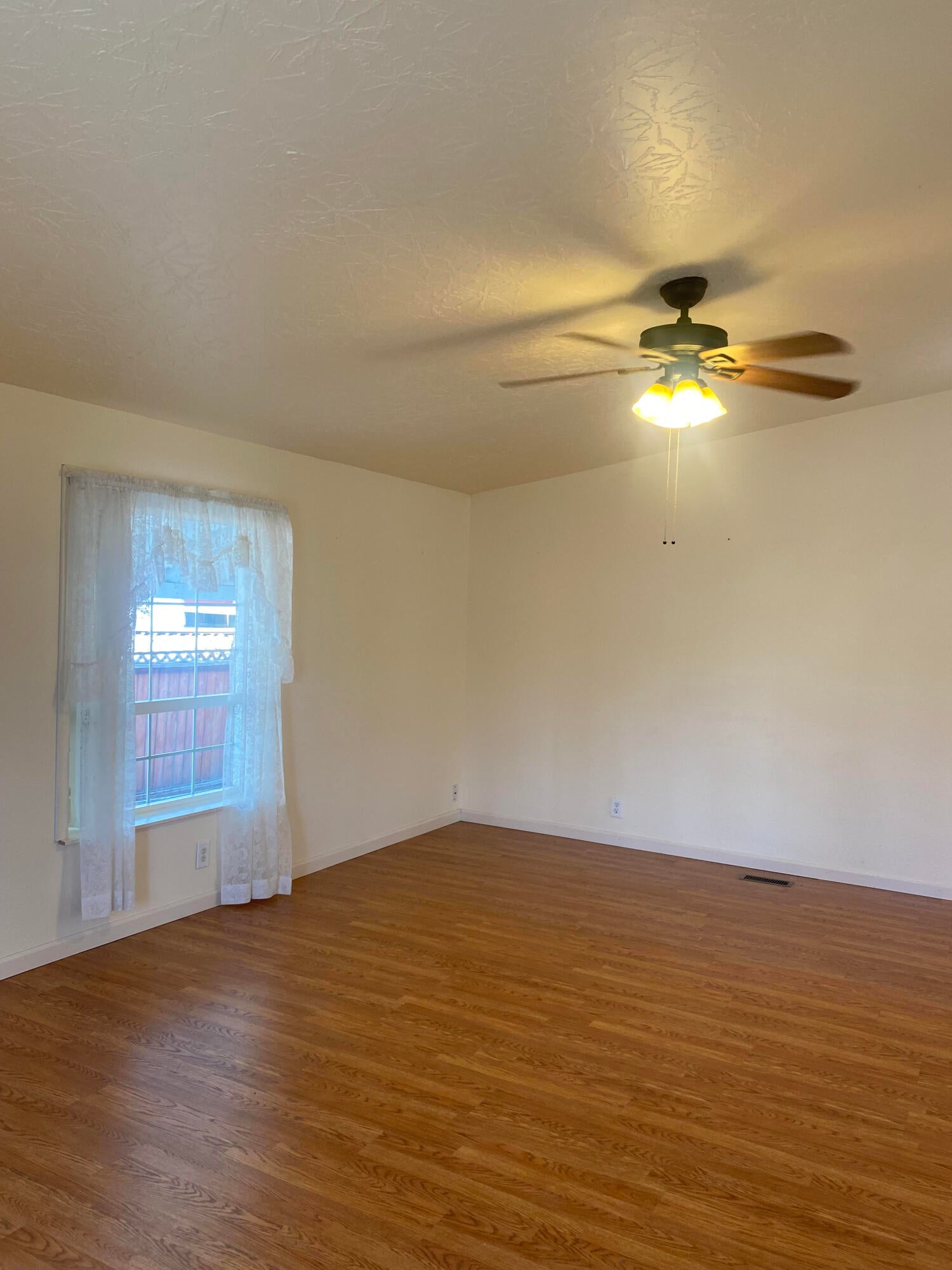 226 West 2nd Street Merrill, OR 97633 - Photo 12 of 29 19