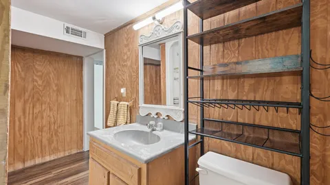 $349,900 | 368 Oakview Drive, Nashville, TN 37207