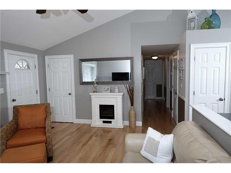 10 R Garfield Street Saco, ME 04072 - Photo 9 of 26 Living Room.