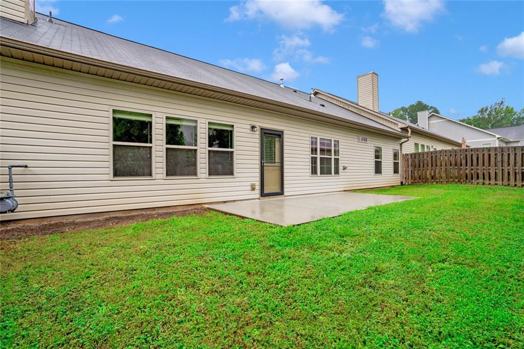 960 Verlander Trail Mableton, GA 30126 - Photo 30 of 30 a view of a house with backyard and porch