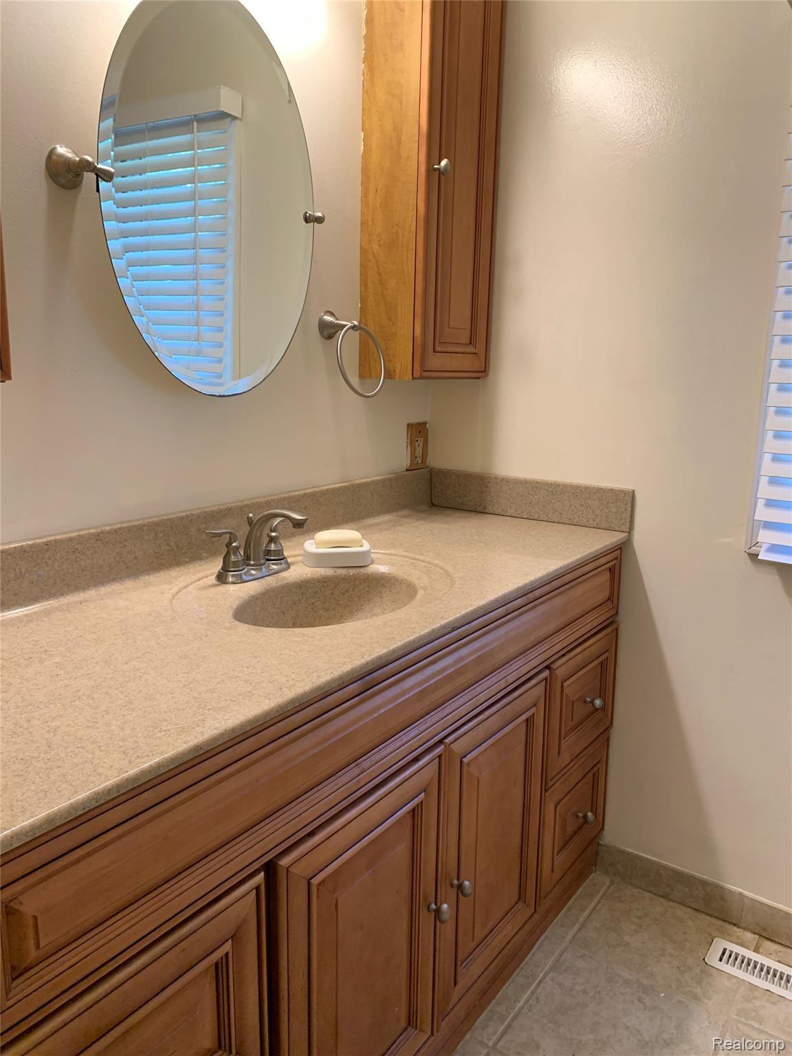 8718 Loren Road Vassar, MI 48768 - Photo 13 of 24 IMG_4659.JPG