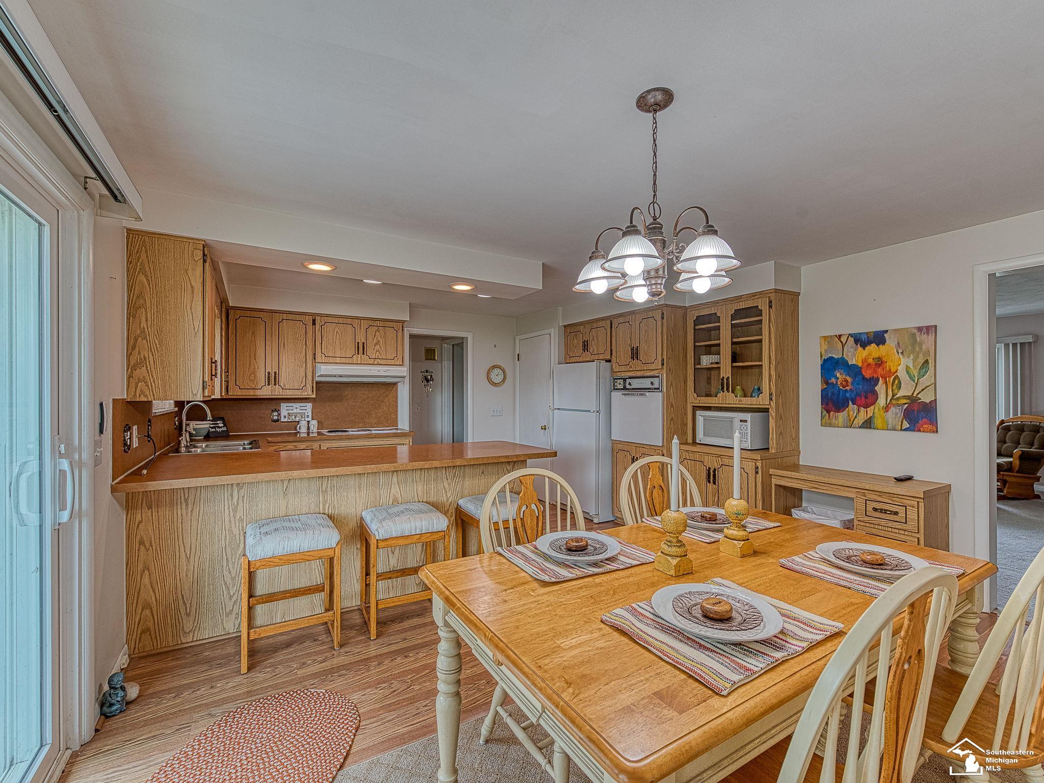 5039 West Albain Road Monroe, MI 48161 - Photo 6 of 33 50114172-5.JPG
