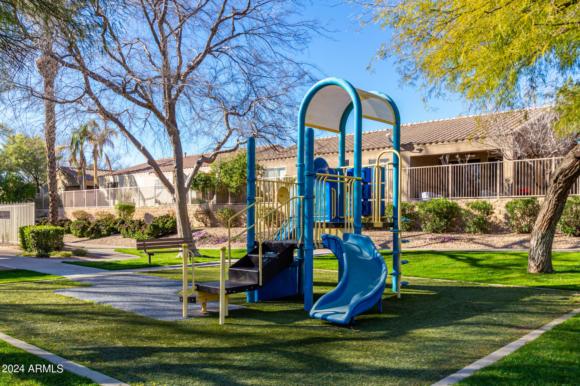 2063 South Edgewater Mesa, AZ 85209 - Photo 23 of 35 32 - Edgewater