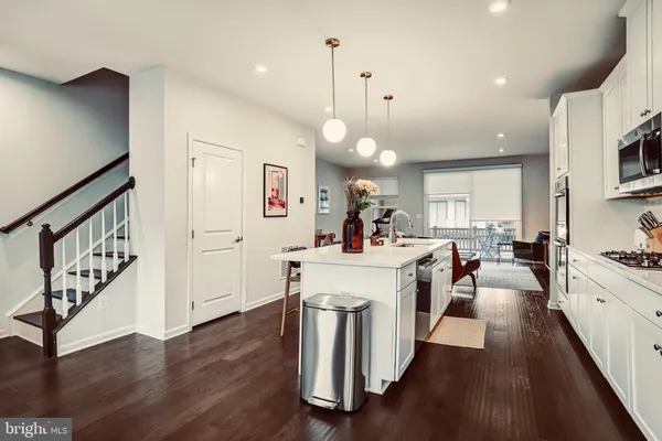 $769,900 | 22317 Seabring Terrace, Ashburn, VA 20148