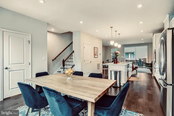 $769,900 | 22317 Seabring Terrace, Ashburn, VA 20148