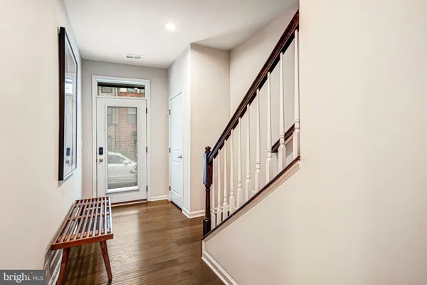 $769,900 | 22317 Seabring Terrace, Ashburn, VA 20148