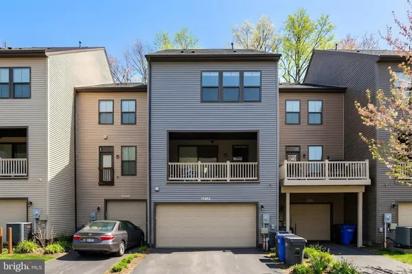 $769,900 | 22317 Seabring Terrace, Ashburn, VA 20148
