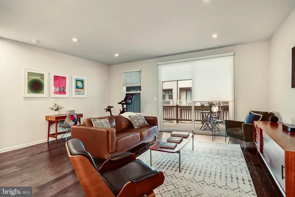 $769,900 | 22317 Seabring Terrace, Ashburn, VA 20148