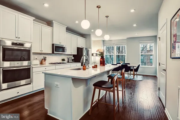 $769,900 | 22317 Seabring Terrace, Ashburn, VA 20148