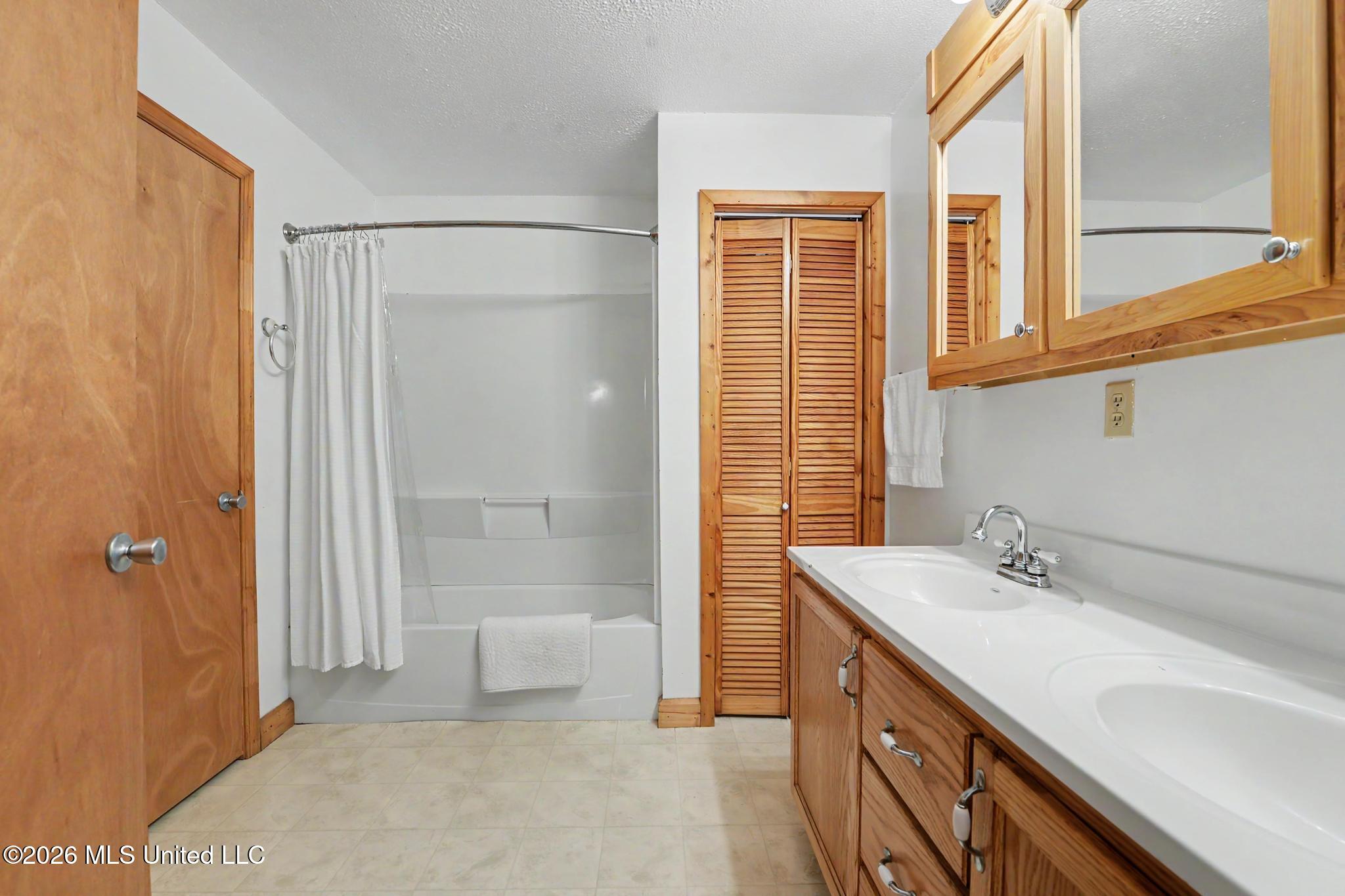 4219 Merrill Road Lucedale, MS 39452 - Photo 17 of 40 017
