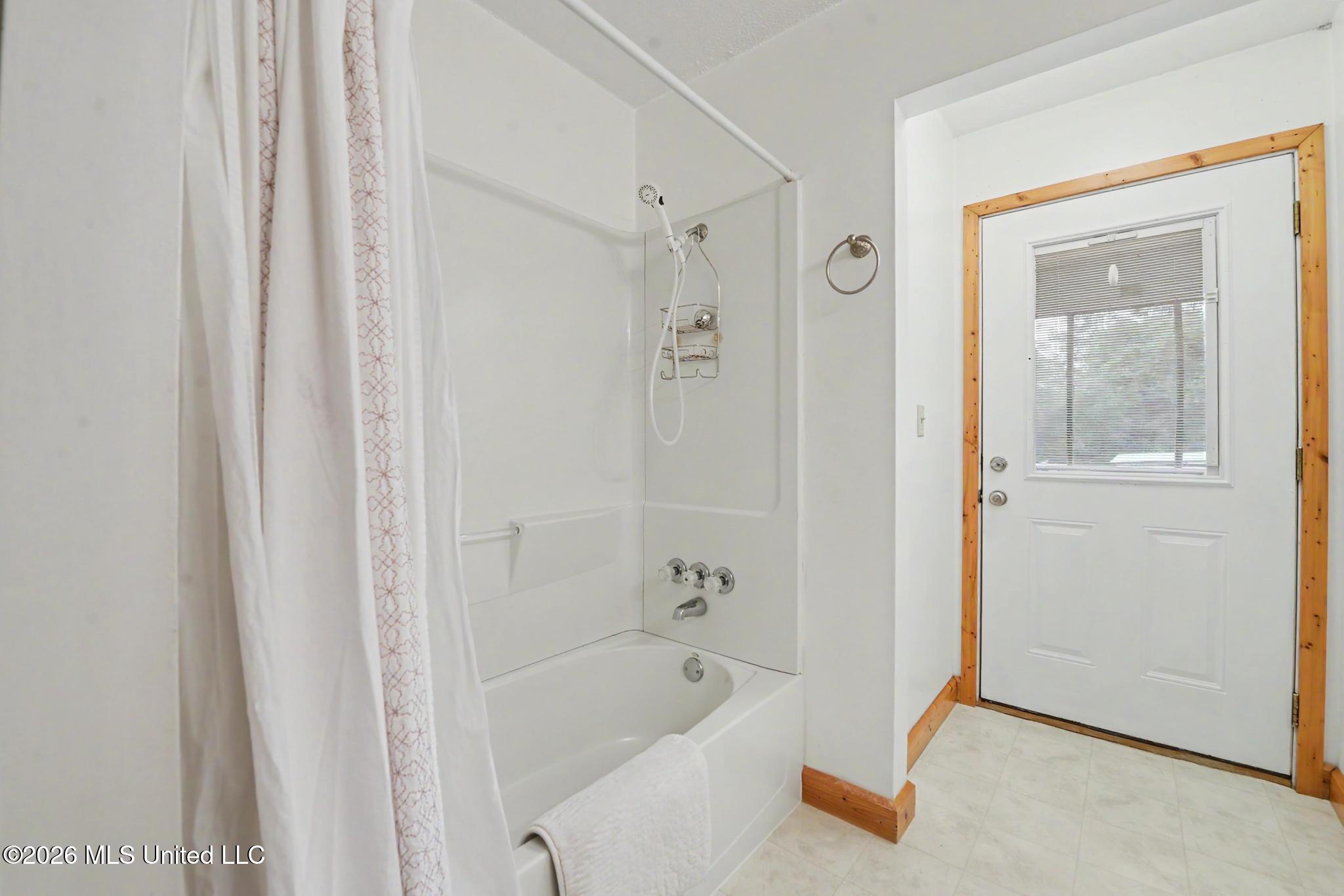 4219 Merrill Road Lucedale, MS 39452 - Photo 23 of 40 023