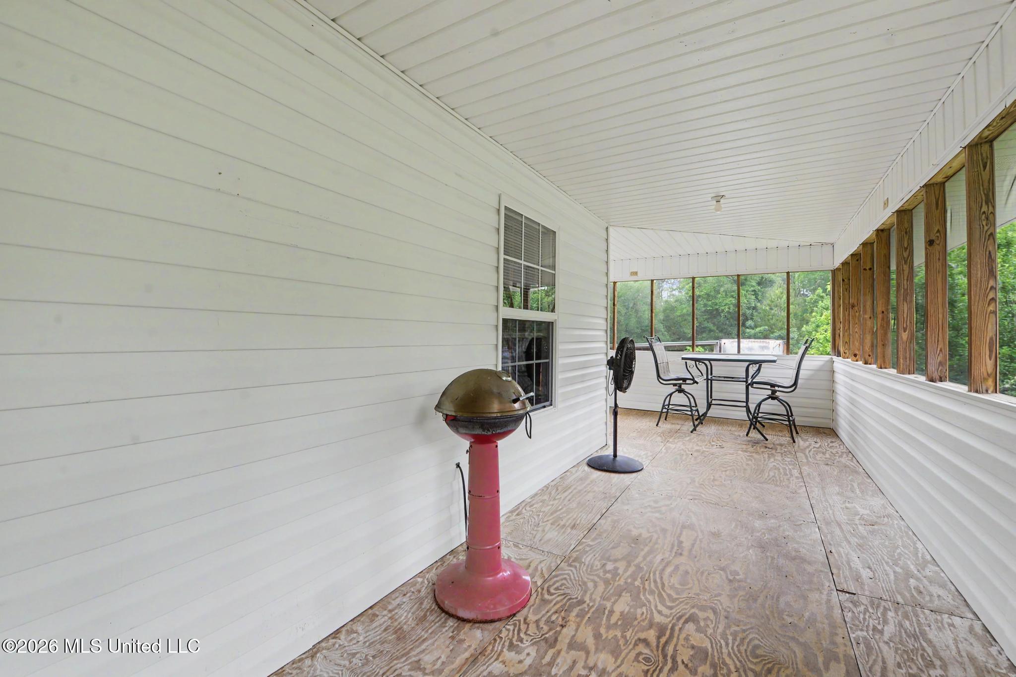 4219 Merrill Road Lucedale, MS 39452 - Photo 4 of 40 004