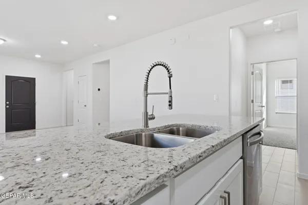 $1,750 | 1237 Irish Summer Place, El Paso, TX 79928
