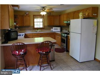 818 Edinburg Road Hamilton, NJ 08619 - Photo 3 of 12 Kitchen