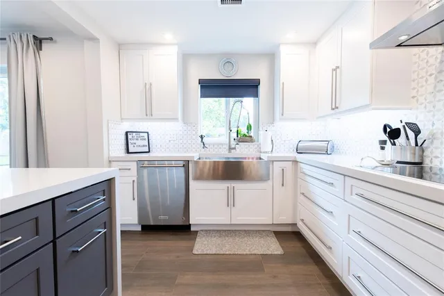 $11,000 | 2275 Southwest 44th Street, Fort Lauderdale, FL 33312