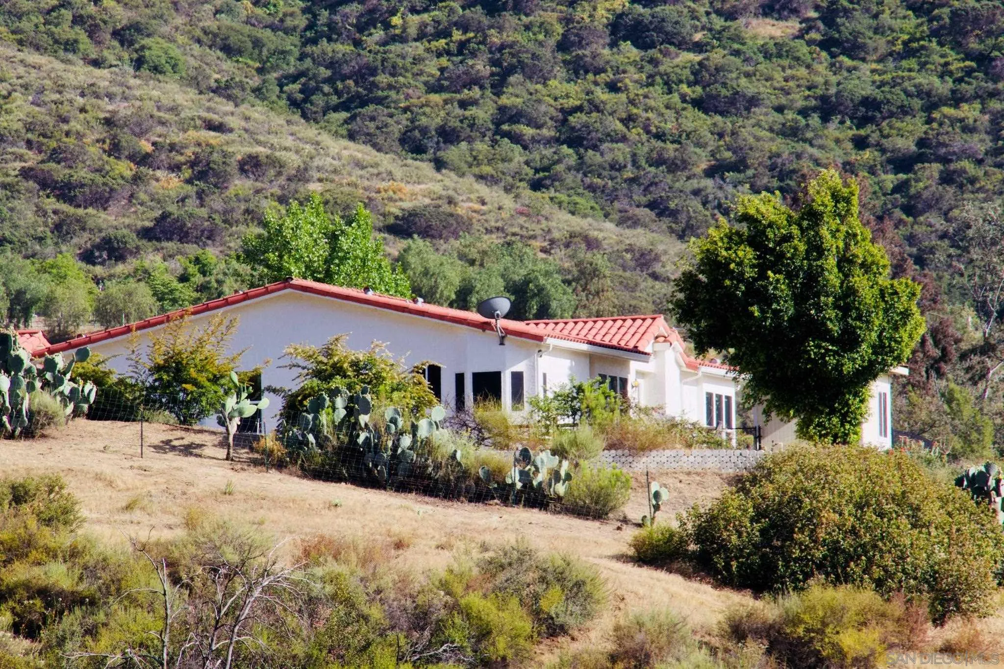 1285 Dehesa Ranch Road El Cajon, CA 92019 - Photo 4 of 61