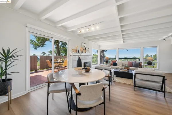 $989,000 | 2250 Pelham Place, Oakland, CA 94611