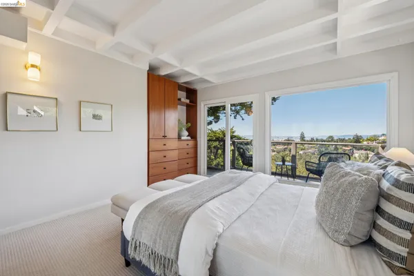 $989,000 | 2250 Pelham Place, Oakland, CA 94611