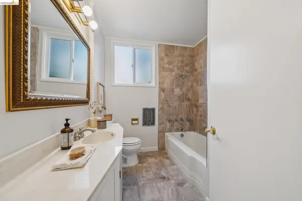 $989,000 | 2250 Pelham Place, Oakland, CA 94611