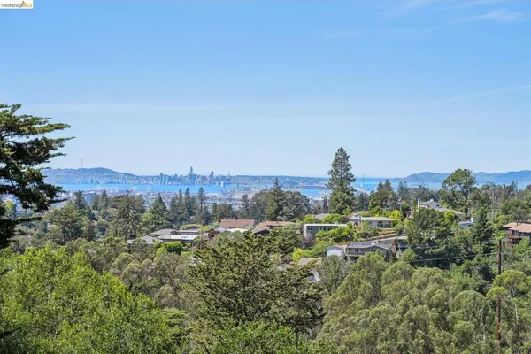 $989,000 | 2250 Pelham Place, Oakland, CA 94611
