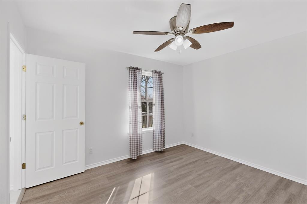 604 South Maxey Street Sherman, TX 75090 - Photo 15 of 25