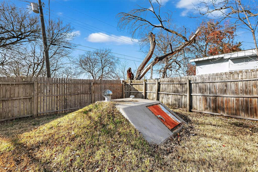 604 South Maxey Street Sherman, TX 75090 - Photo 23 of 25