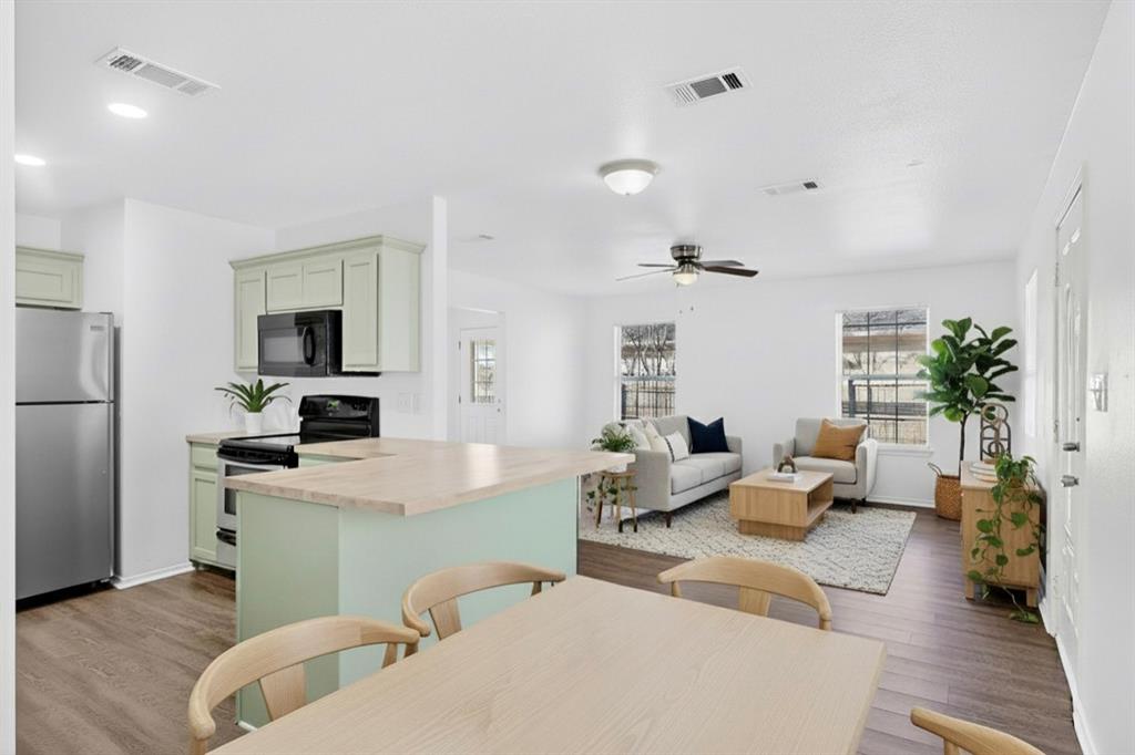 604 South Maxey Street Sherman, TX 75090 - Photo 5 of 25