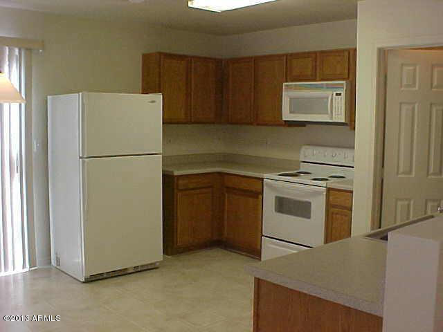 2547 West Romley Road Phoenix, AZ 85041 - Photo 3 of 3 Romley Kitchen