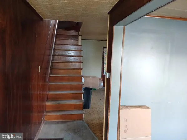 a view of entryway