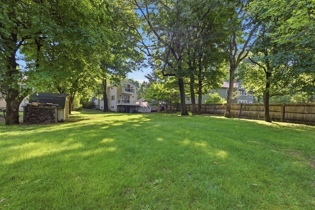 213 Hunnewell Street Needham, MA 02494 - Photo 9 of 41