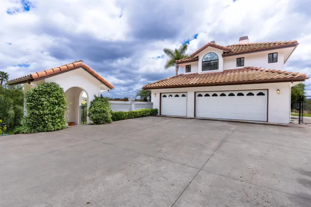 $1,100,000 | 4514 La Canada Road, Fallbrook, CA 92028