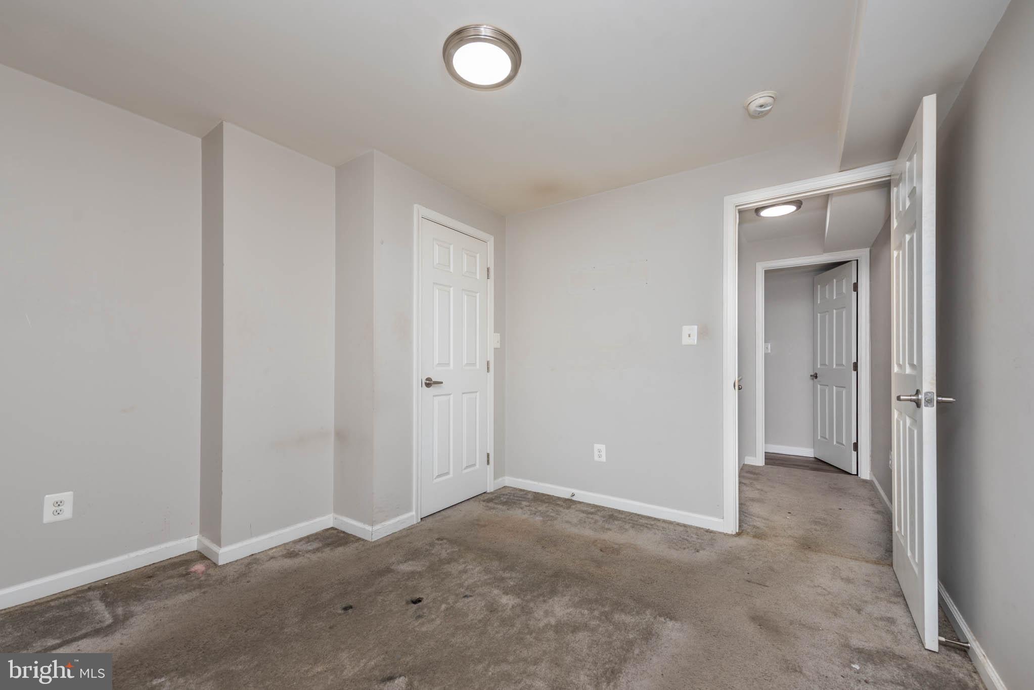2108 East Hoffman Street Baltimore, MD 21213 - Photo 11 of 19